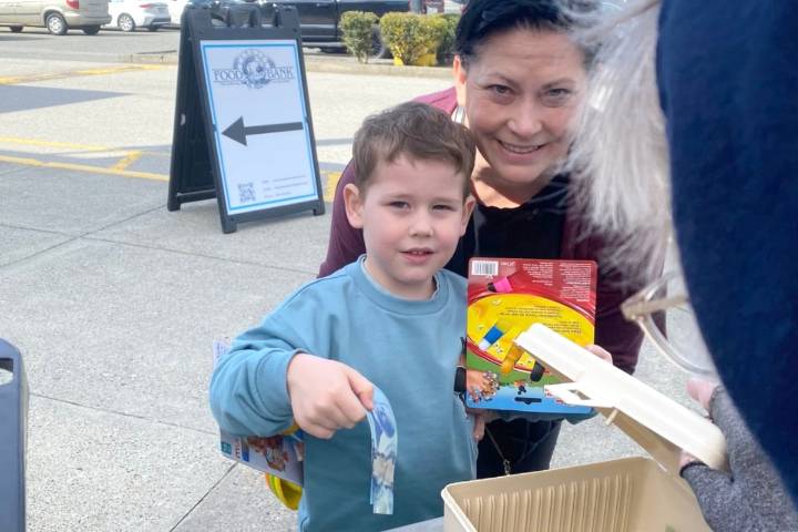 Langley invited to donate at food drive