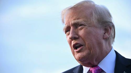 Trump calls on all NATO countries to stop buying Russian oil, threatens 50% to 100% tariffs on China