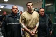 Desestiman cargos de terrorismo contra Luigi Mangione