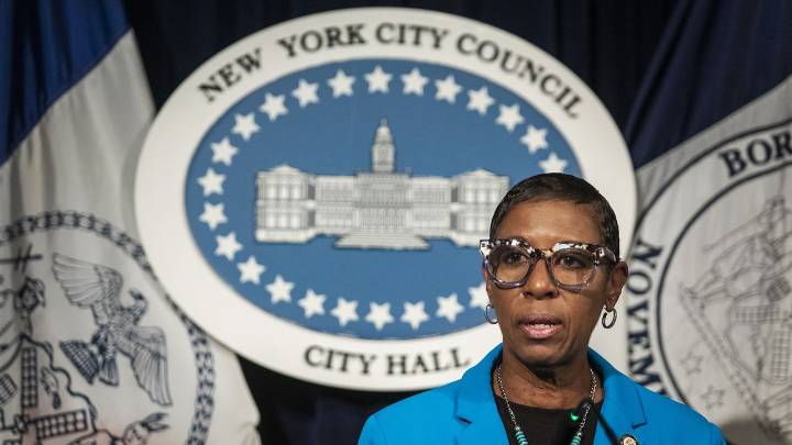 Council members override three vetoes by mayor