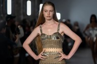 La hija trans de Elon Musk debutó en la Semana de la Moda de Nueva York