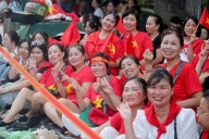 Vietnam celebrates independence day with huge military parade