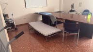 Sanidad mete en un despacho la sala de descanso de los médicos de un centro de salud de Torrevieja