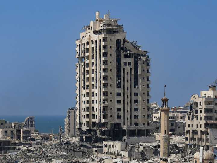 The last 30 minutes inside a Gaza City tower before it is bombed by Israel