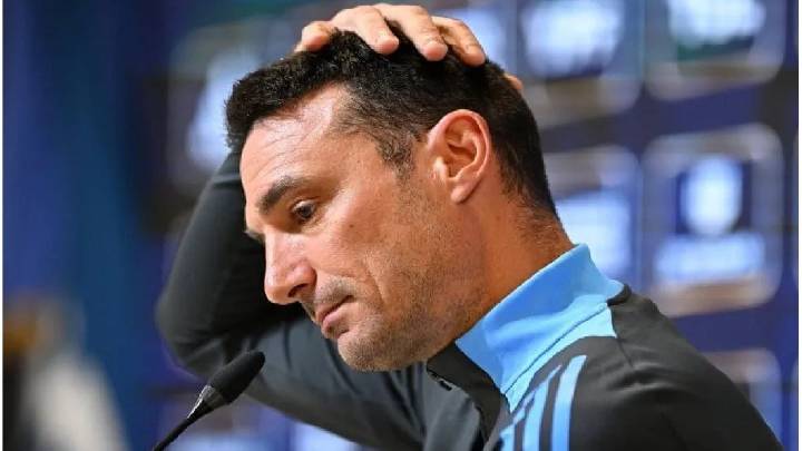 El emotivo momento en la conferencia que llevó a Scaloni hasta las lágrimas
