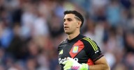 Rio Ferdinand and Jamie Carragher agree as they speak out on Man Utd's Emi Martinez snub