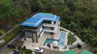 Impresionante mansión construida por un invasor de tierras en Cali: esta es la orden de la Alcaldía sobre futuro de edificación con piscina y jacuzzi