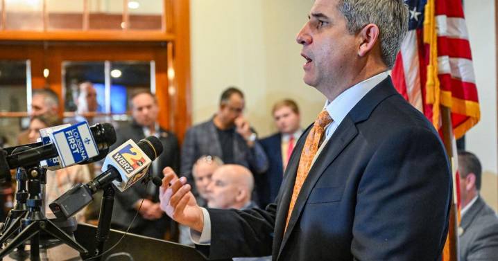 Sid Edwards' staffer to transition from office's top job