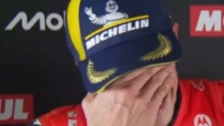 Completamente derrumbado: Márquez recuerda tras ser campeón de MotoGP la última promesa que le hizo a su abuelo