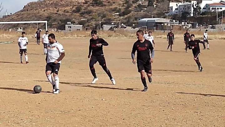 Falta de canchas en Parral obliga a más de 1,500 futbolistas a jugar en El Oro y Santa; se requieren otros tres campos