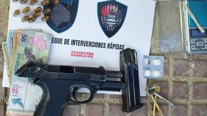 Estuvo 8 años preso, lo liberaron y volvieron a detenerlo caminando con un arma cargada