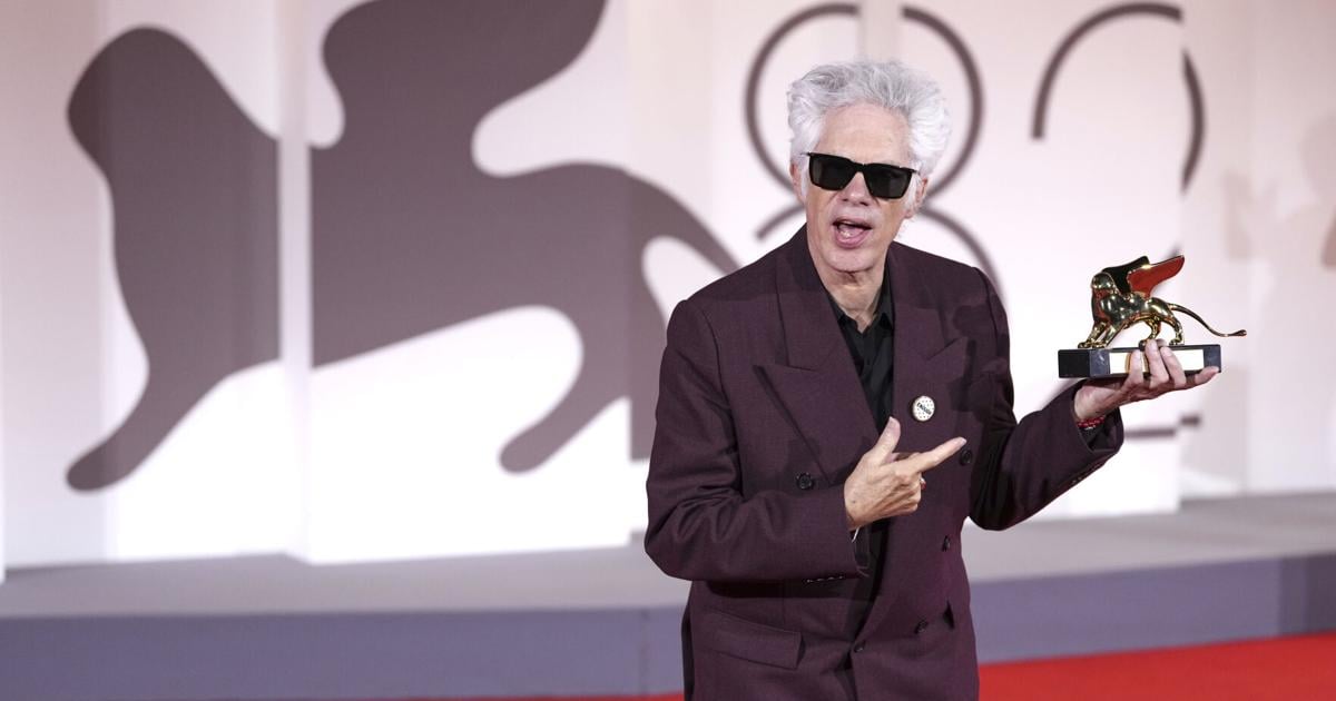 "Father Mother Sister Brother" gana el premio principal en el Festival de Cine de Venecia