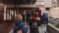 Una empresa despide a su empleada de 62 años para que cobre el paro hasta la jubilación: multa de 7.500 euros