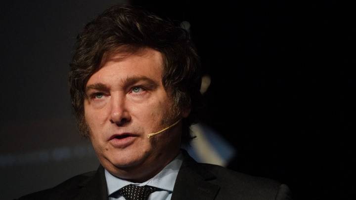Javier Milei acusó al kirchnerismo de desestabilizar al Gobierno y habló de atentados contra su vida