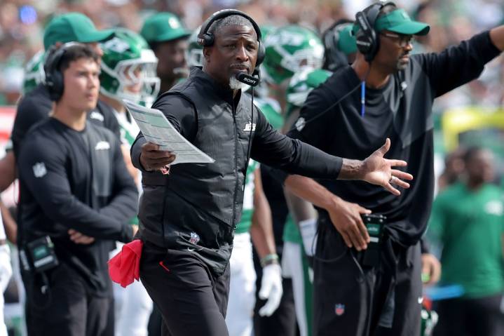 Jets looking to avoid dreaded 0-4 start vs. Dolphins on Monday Night Football