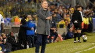 En Central, Holan comenzó a delinear los once: qué equipo paró en el primer ensayo futbolístico
