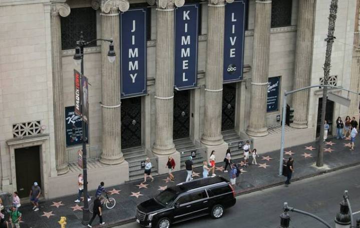 Democrats, Hollywood slam ABC for pulling Jimmy Kimmel show over Kirk remarks