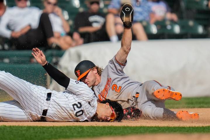 Orioles tie team record with 7 steals in win over White Sox