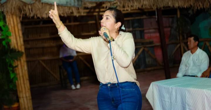 “No podemos llegar a hablar bobadas al Congreso”: La pulla de Carolina Hurtado por las promesas incumplidas en Natagaima