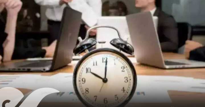 Reforma para reducir jornada laboral a 40 horas queda fuera de este periodo de sesiones: Monreal