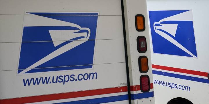 Trump's closure of the de minimis tariff loophole sent postal traffic to the U.S. to a 'near