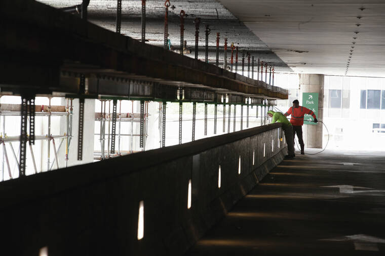 Keeping Hawai‘i Convention Center repairs on track is vital to stemming tourism losses, officials say
