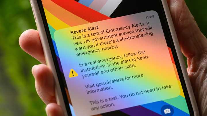 The hidden setting to avoid emergency government phone ping on all mobiles this Sunday