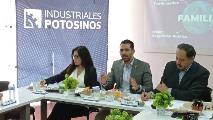 IPAC denuncia cobros excesivos de ayuntamientos y abandono en Zona Industrial de SLP