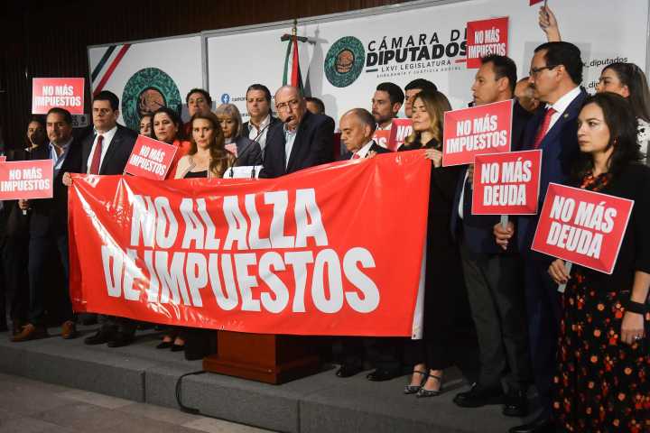 Rubén Moreira califica de inviable el Paquete Económico 2026