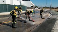 Avanza a buen ritmo la limpieza de las calles de Cadrete, Cuarte y María de Huerva