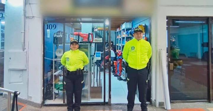 Roberto Escobar reside actualmente en Medellín. Sus últimas menciones públicas han sido por cuenta de pleitos, justamente, por bienes que las autoridades persiguen por haber hecho parte del emporio cr