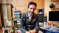 Benny Ibarra en entrevista: “Siente el fuego” y la reinvención de un artista que trasciende generaciones