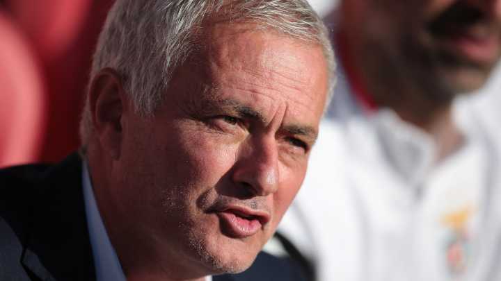 Mourinho vuelve a Stamford Bridge: "Hasta que alguien gane cuatro Premier, nadie será más grande que yo"<br>