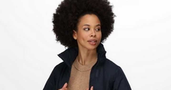 Regatta's £22 jacket worth £110 'keeps wind and rain out' on blustery autumn days