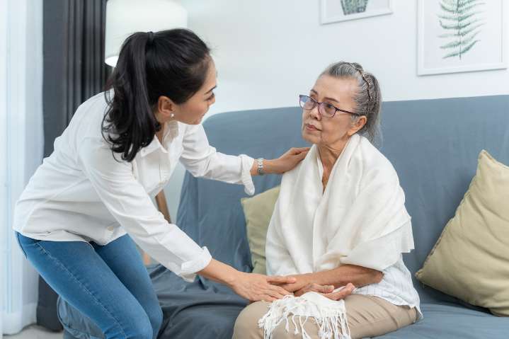 Dear Annie: My mother’s conditional love exhausts me
