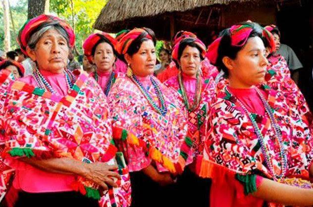 Reconocimiento a la mujer indígena en la defensa de sus derechos y los de sus pueblos