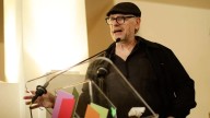 Daniel Mordzinski recuerda a víctimas del funicular de Lisboa en el Hay Festival Querétaro