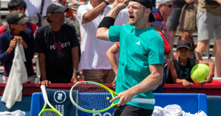 Alejandro Davidovich avanza con paso firme en Pekín