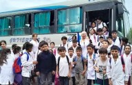 Suman recorridos de colectivo para trasladar a estudiantes de Santa Ana a las escuelas