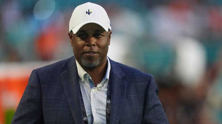 Dolphins announce passing of GM Chris Grier’s dad, a longtime NFL exec