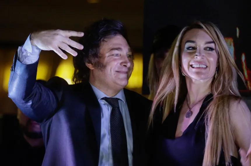 Milei viaja a EEUU a reunirse con empresarios y ver a Fátima Florez