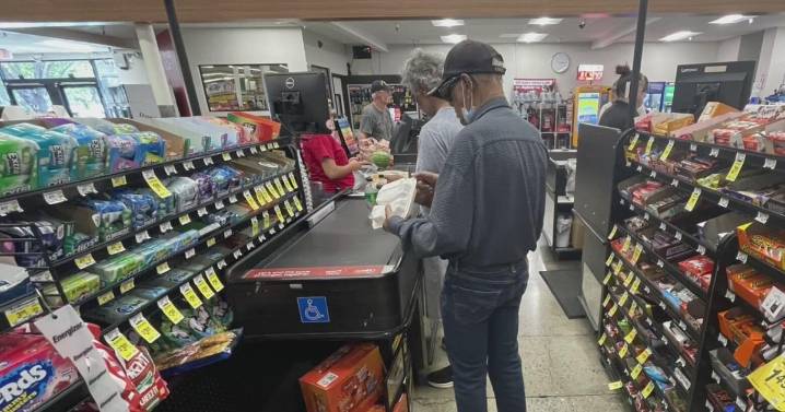 Contra Costa County approves ban on junk food in supermarket checkout aisles