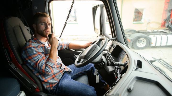Camioneros: cuánto cobran en septiembre de 2025 con sueldo actualizado