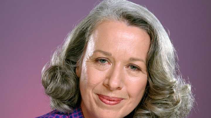 'Alice,' 'Gremlins' Actress Polly Holliday Dead at 88