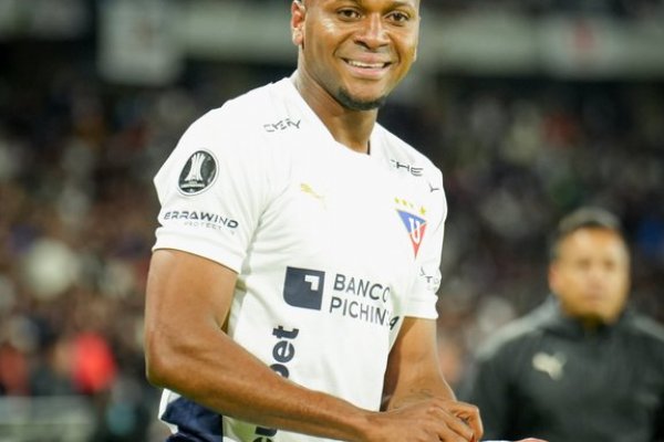 Liga de Quito le ganó a San Pablo por 2 a 0 en la ida de los cuartos de final de la Copa Libertadores 2025