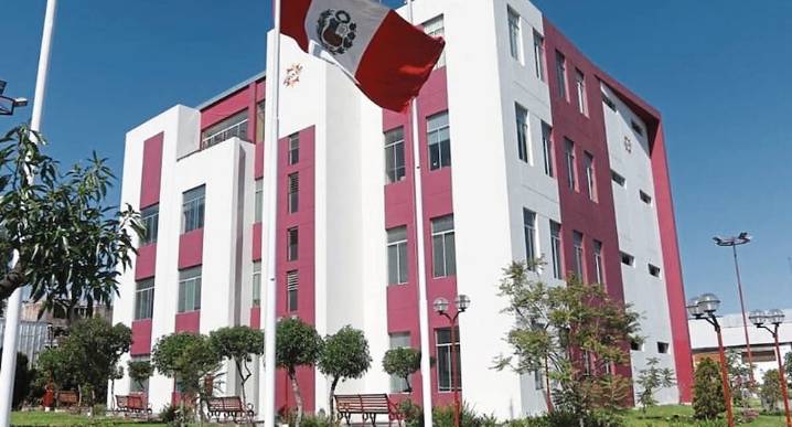 Contraloría identifica 65 irregularidades en autoridades arequipeñas