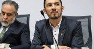 Las leyes de paridad pondrían en jaque a Juan Carlos Florián como ministro de Igualdad