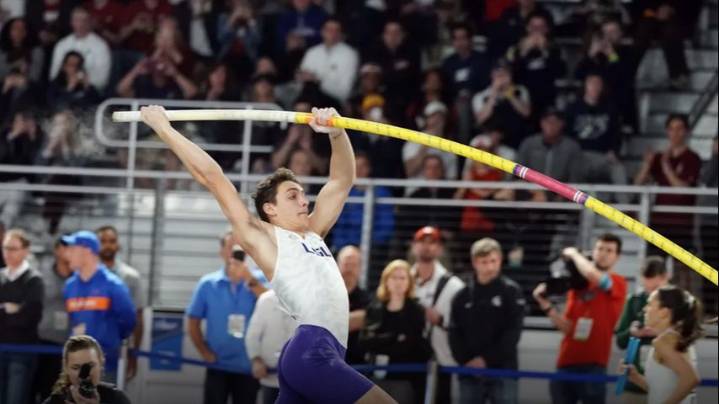 LSU Olympian Mondo Duplantis wins third world championship, breaks own pole vault record again