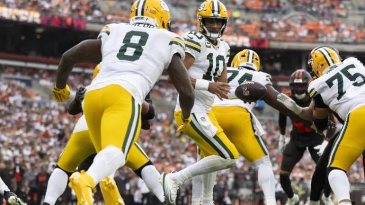 Packers' Josh Jacobs dealing with a super concerning rushing stat