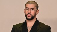 Bad Bunny dice que no incluyó a EE.UU. en su gira de conciertos por temor a las redadas de ICE